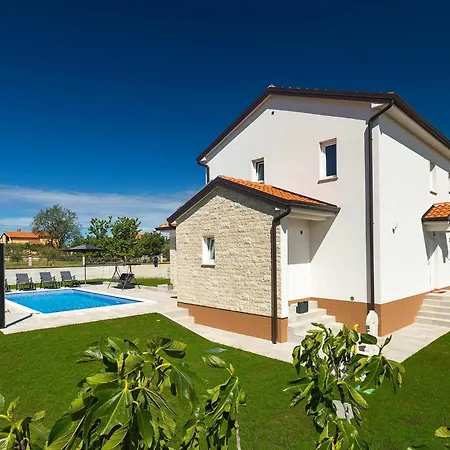 Holiday home Zirdum Porec